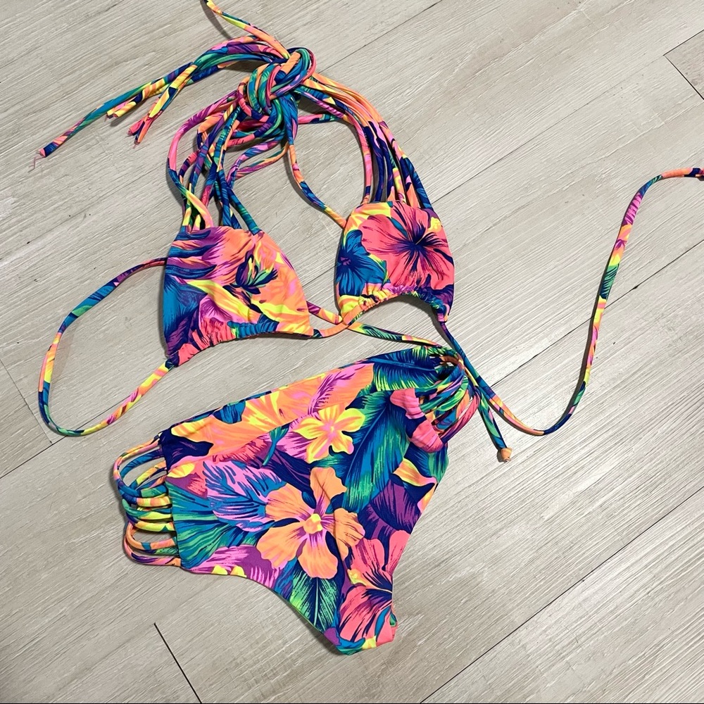 Stone Cold Fox Tropical Bikini